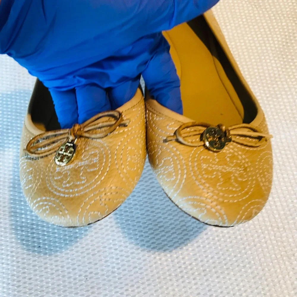 Tory Burch Tan Flats with Bow and Metallic‎ Charm